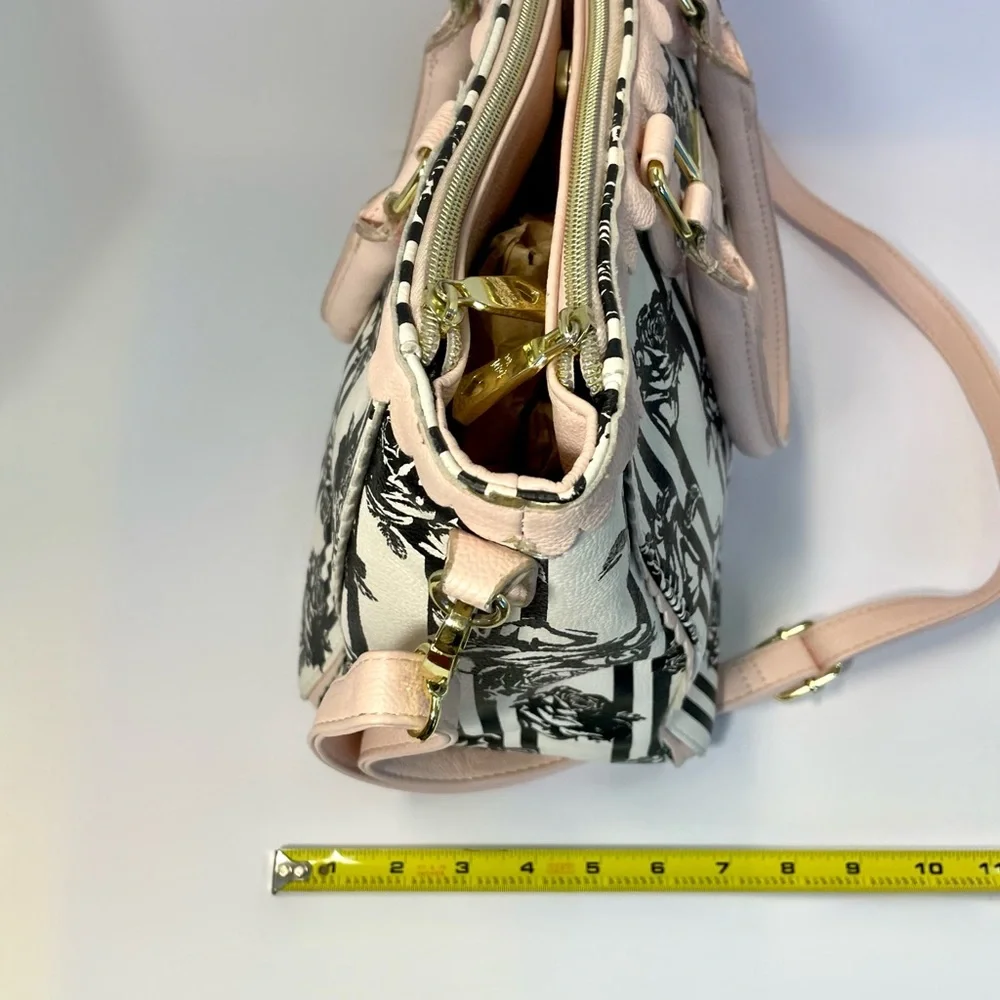Betsey Johnson Handbag Purse - Picture 3 of 6